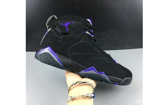 304775-053 RAY ALLEN RETRO BUCKS AIR 304775-053 JORDAN 7 0320